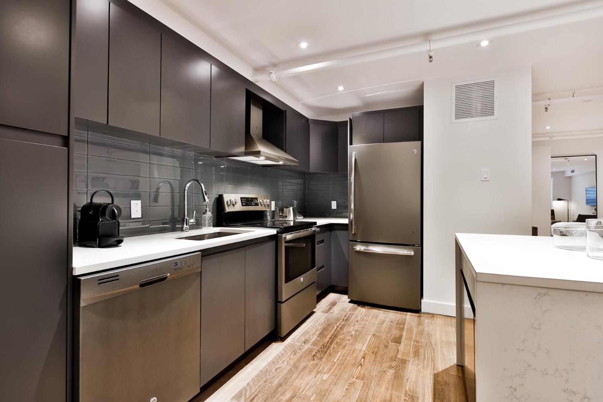 The Francois Xavier-Old Montreal Aparthotel Εξωτερικό φωτογραφία